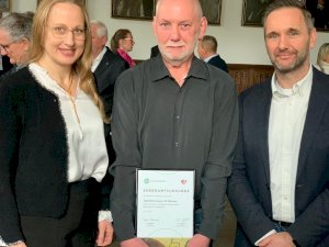 DFB-Ehrenamtsurkunde für Ralf Wischmeyer