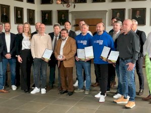 DFB-Ehrenamtsurkunde für Ralf Wischmeyer